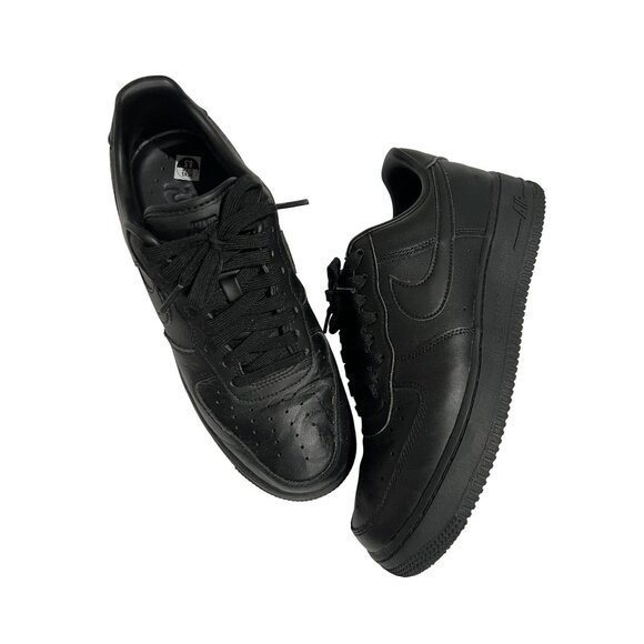 Nike Air Force 1 '07 Shoes in Black